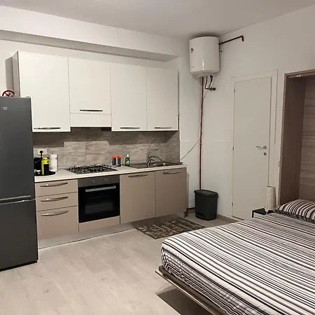 Sleep And Go Apartment Vasto